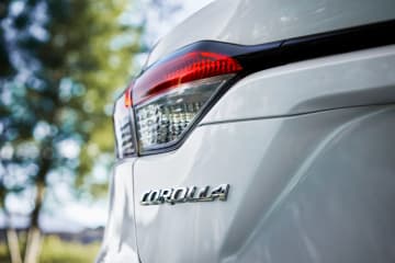 Corolla thumbnail 4