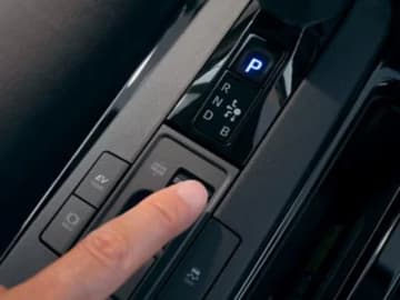 Prius thumbnail 3