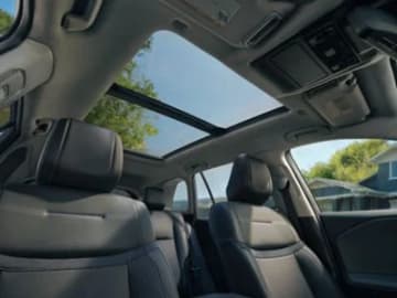 RAV4 thumbnail 4